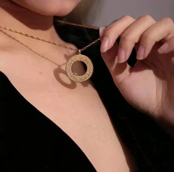 Aytul Kursi Hole Pendent